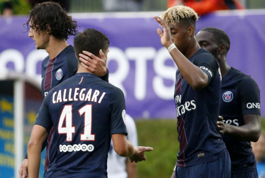  法甲豪门碰撞，巴黎圣日耳曼横扫马赛