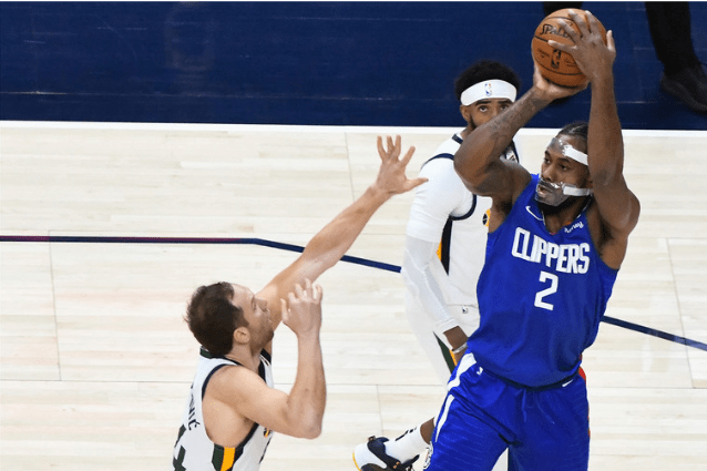  防守反击成关键，弱旅爆冷胜豪强