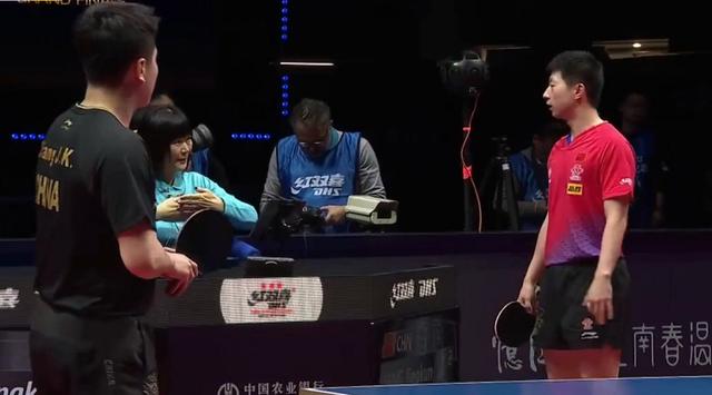  友谊赛演绎攻守大战，双方奉献精彩对攻