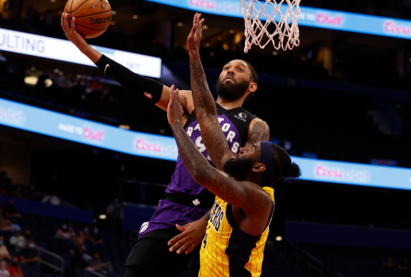  发球测速仪刷新纪录，萨弗林卡轰出二百一十公里极速  